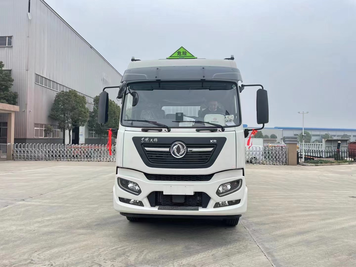 天錦2類氣瓶廂式車價格/6.2米氣體廂式多少錢