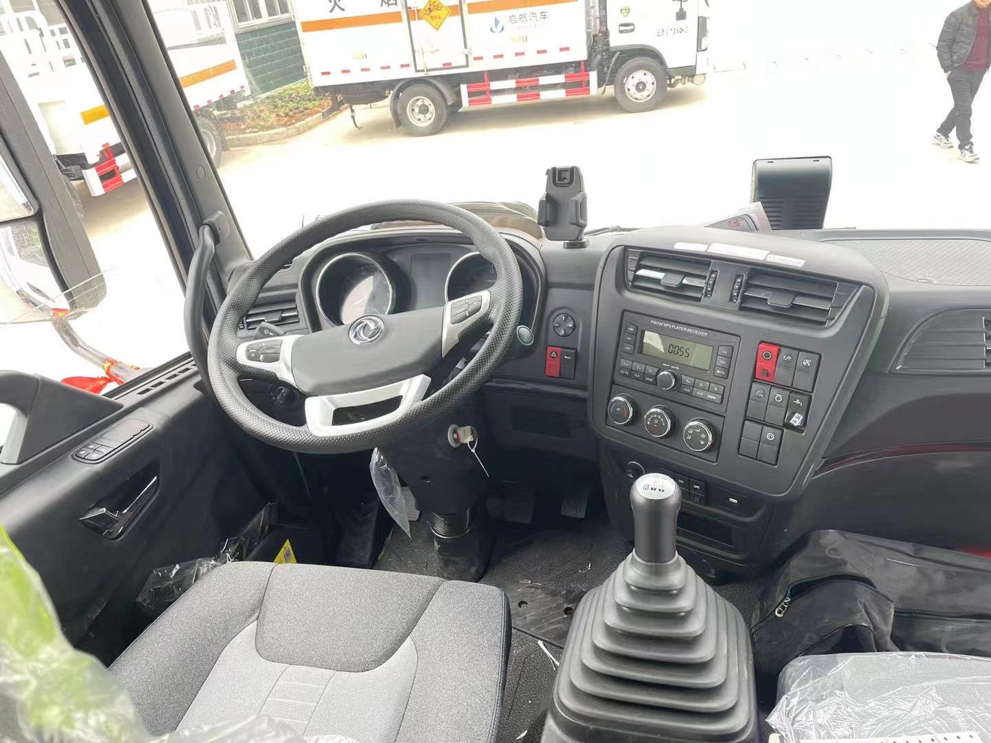 天錦2類氣瓶廂式車價格/6.2米氣體廂式多少錢