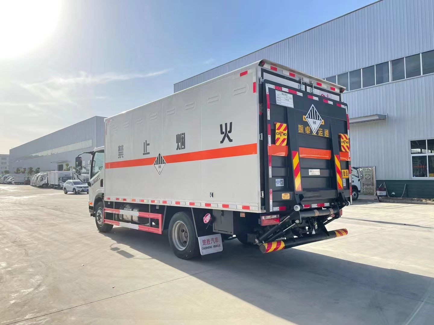 解放5.15米廢機油專用車