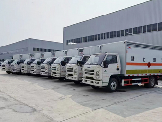 桶裝?；愤\輸車，爆破器材運輸車廠家